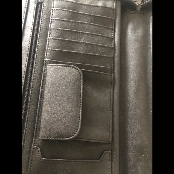 NWOT faux leather bus portfolio, fits iPad, paper, cards - Picture 5 of 9